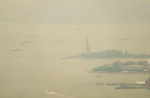 Kabut Asap Selimuti New York, Warga Diimbau Batasi Aktivitas Luar Ruang