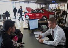 Oknum Sales Mobil Tipu Konsumen, Transaksi di Dealer Tetap Berujung Kerugian