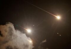 Iran Gempur Pangkalan AS di Saudi, AS Bantah Klaim Teheran