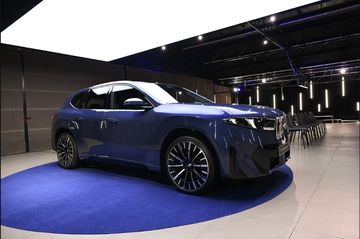 BMW iX3 Generasi Terbaru: Simbol Elektrifikasi Merek Bavaria