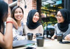 Lima Sinyal Bahasa Tubuh yang Patut Dicermati Saat Seseorang Diduga Berbohong