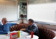 Bill Gates Bertemu Warren Buffett di Omaha, Perbaiki Hubungan Pasca-Skandal Epstein