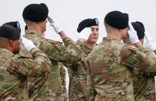 Militer AS Wajibkan Tes Hormon Kejantanan, Picu Polemik