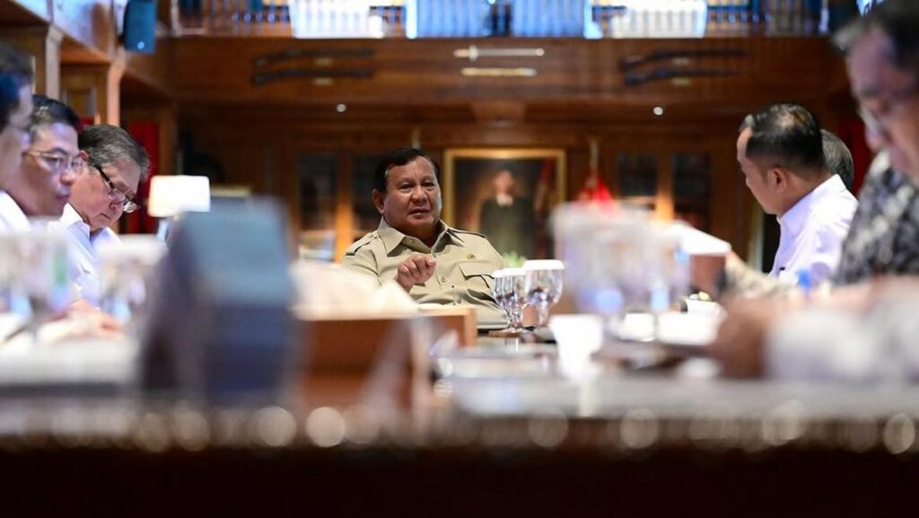 Prabowo Tetapkan Harga Khusus Solar Rp15.000/Liter untuk Nelayan 30-200 GT