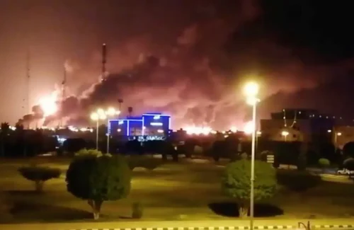 Iran Luncurkan Rudal Lagi ke Arab Saudi, Tiongkok-Pakistan Serukan Dialog AS-Iran