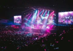 Jerry Yan Kenang Barbie Hsu dengan Kalung Meteor Garden di Konser FForever 2026
