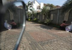 Teror 'Pocong' Muncul di Tengah Krisis Ekonomi Indonesia, Targetkan Generasi Muda
