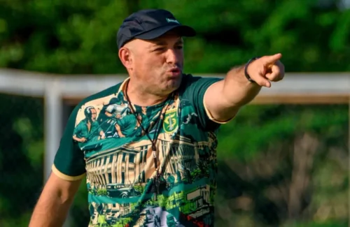 Persebaya Surabaya Siapkan Formasi Kombinasi Hadapi PSIS Semarang