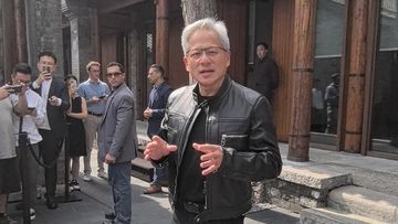 Jaket Kulit Ikonik Jensen Huang Terjual Rp 17,2 Miliar dalam Lelang Amal