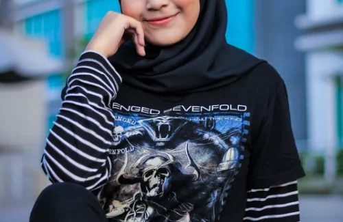 Artis Indonesia Berulang Kali Tunaikan Ibadah Haji, Ada yang Jadi Petugas dan Tour Leader