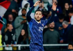 Insiden Ruang Ganti: Cherki Adu Mulut dengan Deschamps Pasca Kekalahan Prancis dari Inggris