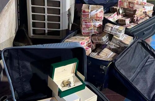 Uang Tunai Ratusan Miliar dan Emas Disita dari Rumah Mantan Pejabat Minyak Irak