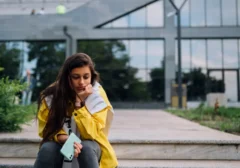 Enam Ciri Perilaku Orang Dewasa yang Jarang Bersahabat Dekat