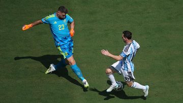 Babak Pertama Final Piala Dunia 2026: Spanyol dan Argentina Saling Jegal, Skor Kacamata