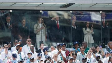 Donald Trump Saksikan Final Piala Dunia 2026 di Balik Pelindung Kaca Anti-Peluru