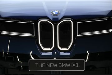 New BMW iX3 Tuai Minat Tinggi di Indonesia, Konsumen Antre Sejak Peluncuran
