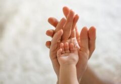 Bekali Anak dengan Welas Asih di Tengah Tantangan Zaman: Panduan Orang Tua