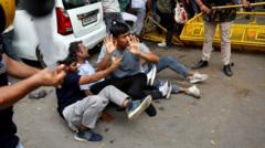 Ribuan Mahasiswa Tuntut Reformasi Pendidikan di Depan Parlemen India