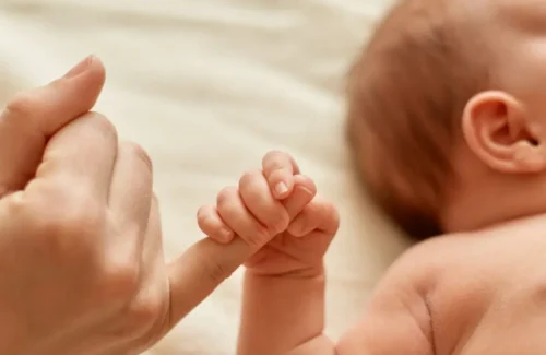 Inisiatif Surabaya: Tiga Dokumen Kependudukan Gratis untuk Bayi Baru Lahir