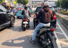 Tutup Pelat Nomor Kendaraan Terancam Denda Rp 500 Ribu, Ini Aturannya