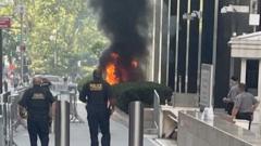Mantan Tentara Bakar Bangunan Federal Manhattan, Bawa Senjata Lengkap