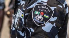 Dua Polisi Lalu Lintas Nigeria Diduga Memeras Kepala Anti-Korupsi