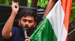 Bentrok di Delhi: Polisi Bubarkan Protes 'Kecoak' yang Berujung Luka