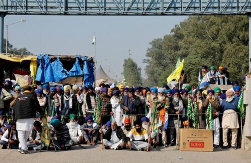 Petani India Kepung Ibu Kota, Tolak Kemitraan Dagang dengan Amerika Serikat
