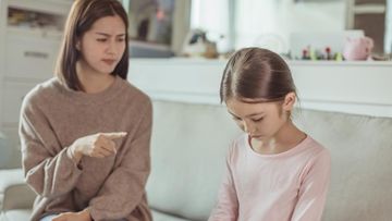 Mengupas Fenomena 'Eggshell Parenting': Dampak Psikologis dan Cara Memutus Rantai Negatifnya
