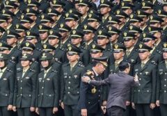 Presiden Prabowo Lantik 1.177 Perwira TNI-Polri Baru