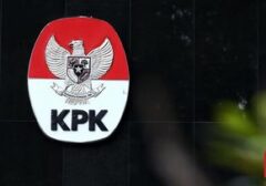 Kepala Bea Cukai Kediri Tersangka Korupsi Suap Impor Barang Bersama PT Blueray Cargo