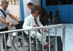 Hotman Paris Mundur dari Tim Pengacara Febrie Adriansyah Akibat Sakit Saraf Kejepit