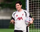 Rahasia Sukses Pelatih Spanyol dan Peran Andoni Iraola di Liverpool
