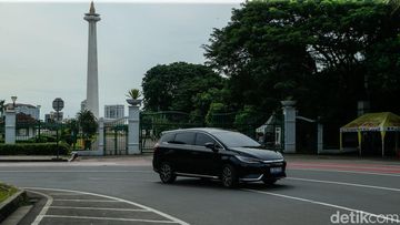 Pendapatan DKI Terancam Hilang Rp 2 Triliun Akibat Pajak Mobil Listrik Nol Rupiah
