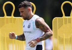 Nicolas Otamendi Akhiri Karier di Timnas Argentina, Ungkap Kebanggaan Mendalam