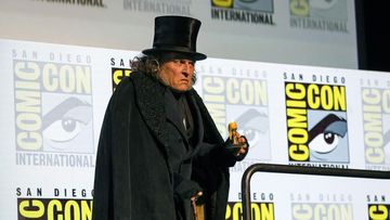 Johnny Depp Mengejutkan Penggemar di San Diego Comic-Con untuk Film "Ebenezer"