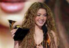 Rahasia Shakira: 5 Kebiasaan Sehat yang Menjaga Penampilannya di Usia 49 Tahun