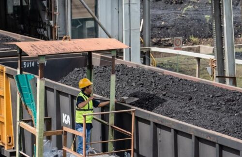 PTBA Jual 21,1 Juta Ton Batu Bara di Paruh Pertama 2026