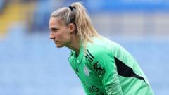 Kiper Janina Leitzig Resmi Berseragam Manchester United