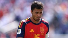 Rodri Jalani Operasi Punggung, Maresca Abaikan Isu Transfer