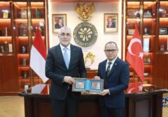 Indonesia-Turki Perkuat Kerja Sama Penempatan Pekerja Migran Lewat MoU
