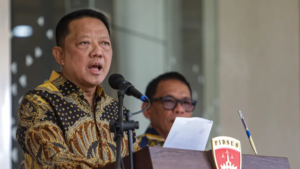 Febrie Adriansyah, Eks Jampidsus, Ditahan Kejagung Terkait Kasus TPPU Emas dan Uang Ratusan Miliar