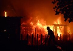 Ribuan Warga Prancis Dievakuasi Akibat Kebakaran Hutan di Tengah Gelombang Panas