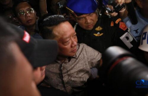 Mantan Jampidsus Kejagung Febrie Adriansyah Ditahan KPK Terkait Kasus Korupsi dan TPPU