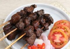 Rendang Kokoh di Papan Atas: Kuliner Indonesia Kembali Mendunia dalam Daftar Taste Atlas 2025/2026