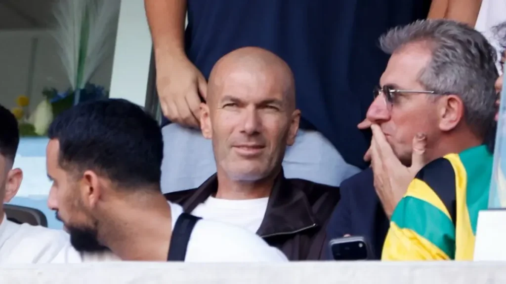 FFF Umumkan Nakhoda Baru Timnas Prancis 28 Juli, Zidane Kandidat Terdepan