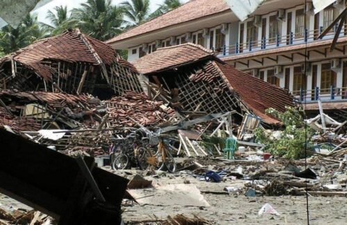 Tsunami Pangandaran 2006: Pelajaran Berharga Penguatan Mitigasi Bencana Indonesia