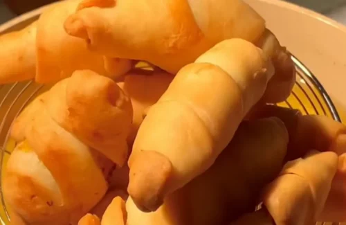 Rahasia Molen Mini Pisang: Camilan Renyah Menggoda Selera Keluarga