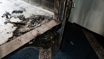 Pemukim Israel Tingkatkan Kekerasan di Tepi Barat: Masjid Dibakar, Rumah Dirusak