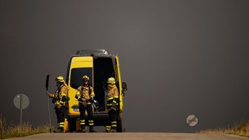 Kebakaran Hutan Spanyol dan Prancis Picu Evakuasi Ribuan Warga, AS Alokasikan Dana Besar untuk Perang Iran